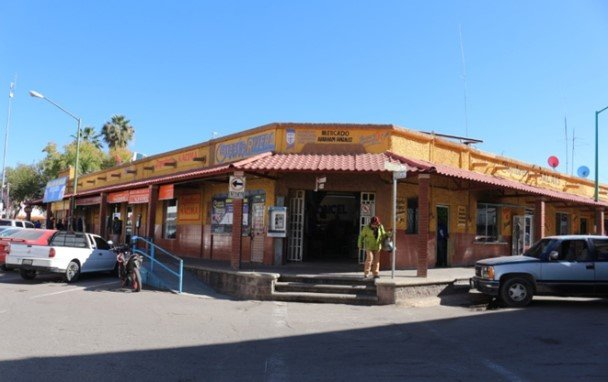 Mercado Abraham González